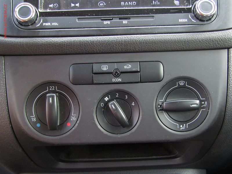 Volkswagen Golf Plus (2005) 1.9 TDi, AC, temp - fotka 13 z 15