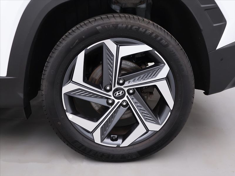 Hyundai Tucson 1,6 T-GDi 169kW 4x4 CZ Premium - fotka 32 z 39