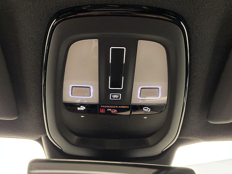 Volvo XC40 (2026) B3 AUT DARK ULTRA  - fotka 39 z 60