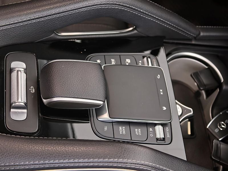 Mercedes-Benz GLE 450 d 4MATIC Coupe - fotka 21 z 30