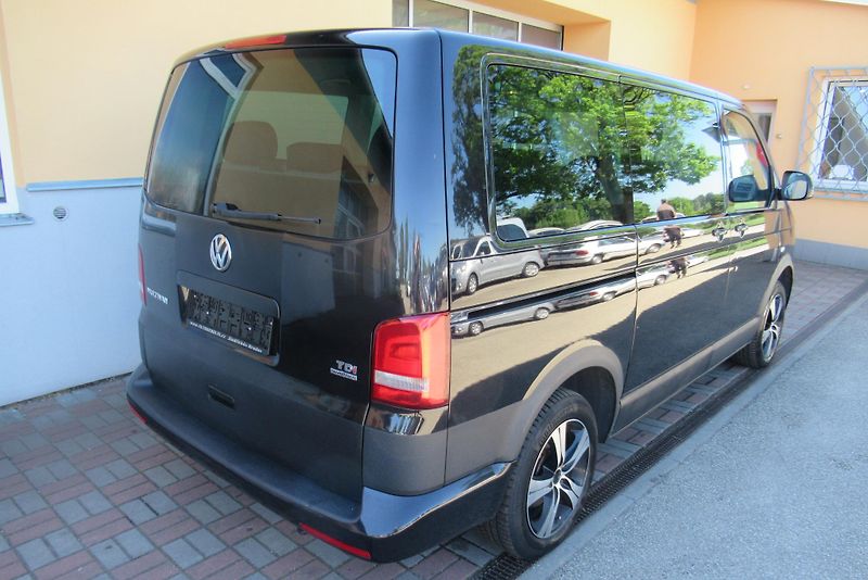 Volkswagen Multivan 2.0 TDi KLIMA 4x4 7 MÍST - fotka 2 z 22