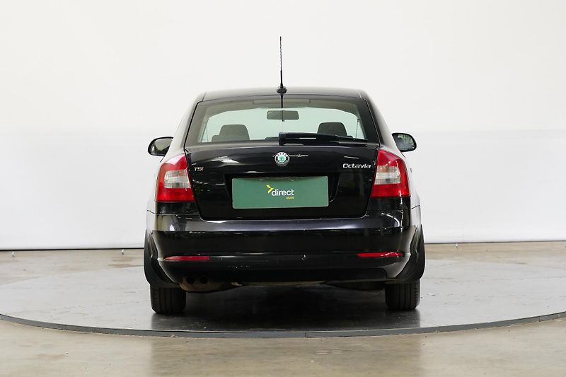 Škoda Octavia - fotka 6 z 25