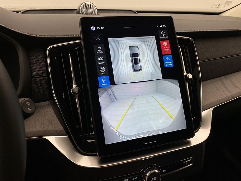 Volvo XC90 T8 AWD RECHARGE ULT REZERVACE - fotka 62 z 68