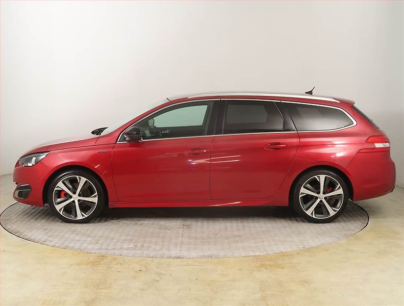 Peugeot 308 (2016) GT Line 2.0 BlueHDi, Navi - fotka 3 z 18