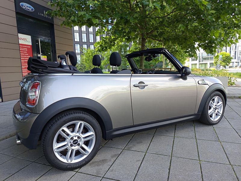 Mini Cooper (2013) One Cabrio,chili II,navi,xenon - fotka 11 z 27