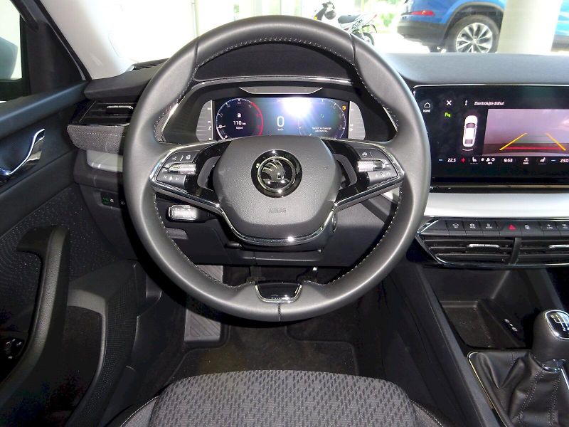 Škoda Octavia (2023) STYLE TD 110/2.0 M6F Navi pake - fotka 6 z 23
