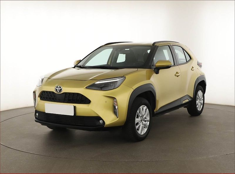 Toyota Yaris Cross (2023) Comfort 1.5 VVT-i - fotka 2 z 16