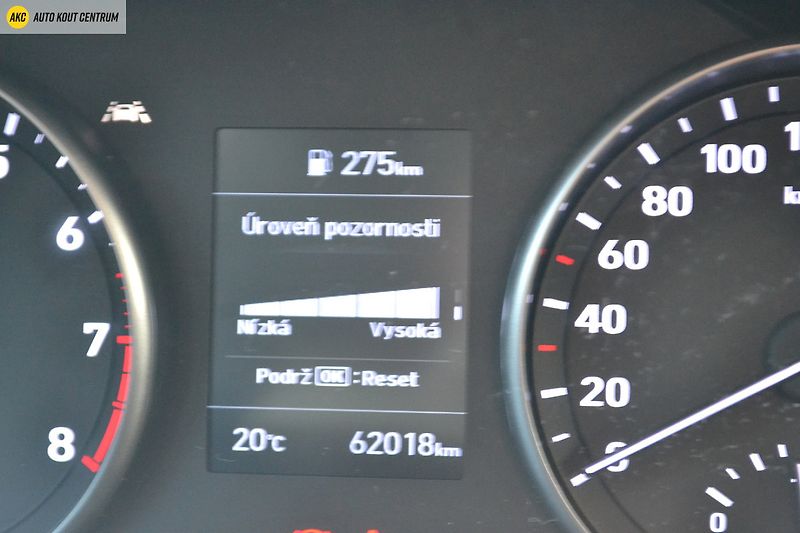 Hyundai i30 FB 1.0T-GDI COMFORT ALU16 - fotka 36 z 54