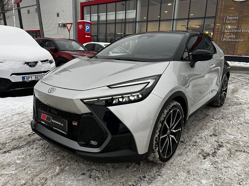 Toyota C-HR 2.0 Plug-in Hybrid ODBĚR IHNED - fotka 4 z 29