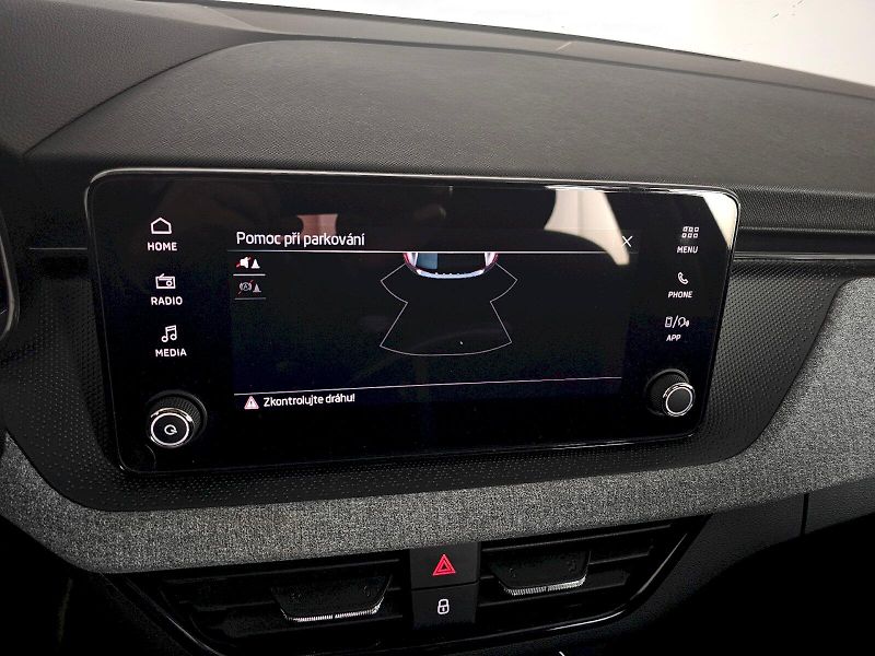 Škoda Scala (2025) 1.0TSI 85kW SELECTION - fotka 12 z 25