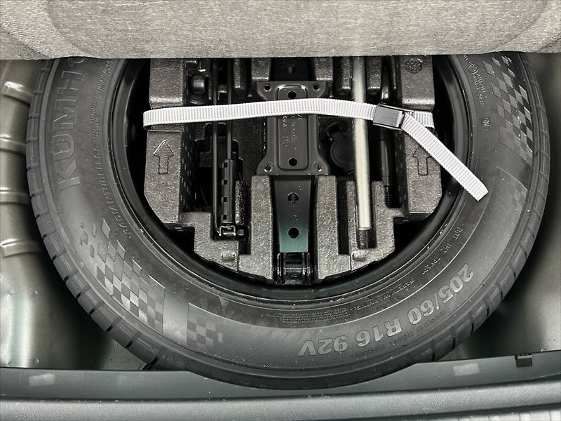 Škoda Octavia 1,5 TSi 110kW 7DSG MHEV TOP SE - fotka 26 z 27