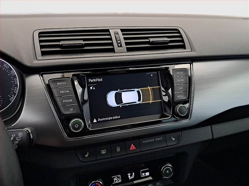 Škoda Fabia (2016) Style 1.2 TSI, Serv.kniha - fotka 23 z 23