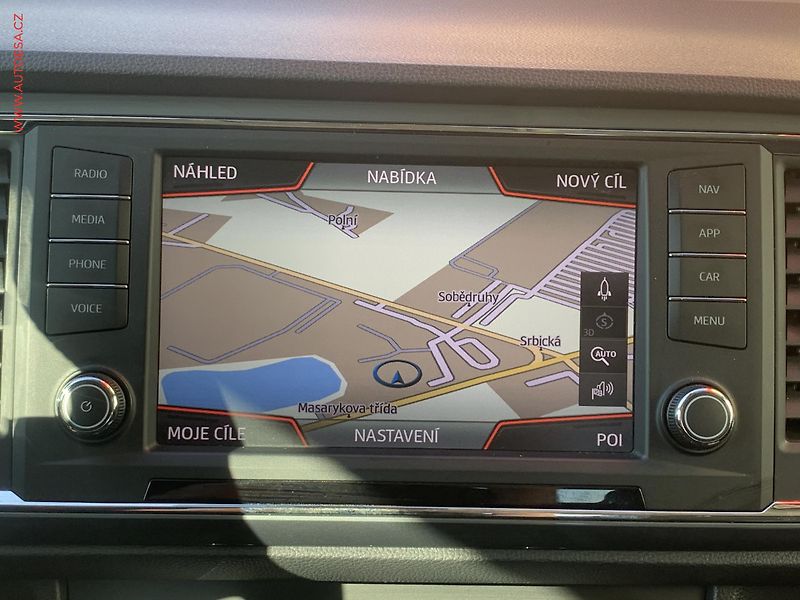 Seat Ateca (2019) 1.5TSi, Style, navi - fotka 18 z 21