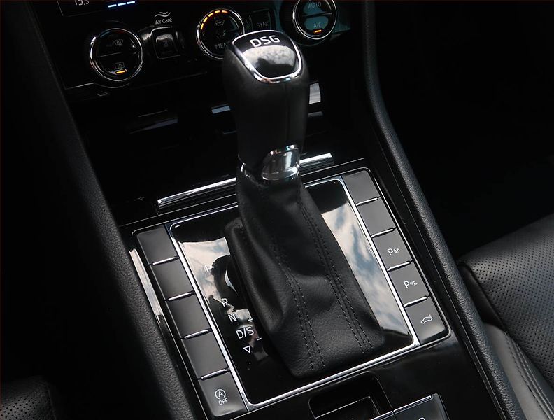 Škoda Superb (2018) Style 2.0 TDI, Automat - fotka 13 z 26