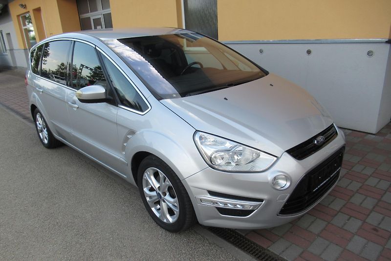 Ford S-MAX 2.0 TDCi AUT. KLIMA TAŽNÉ - fotka 1 z 23