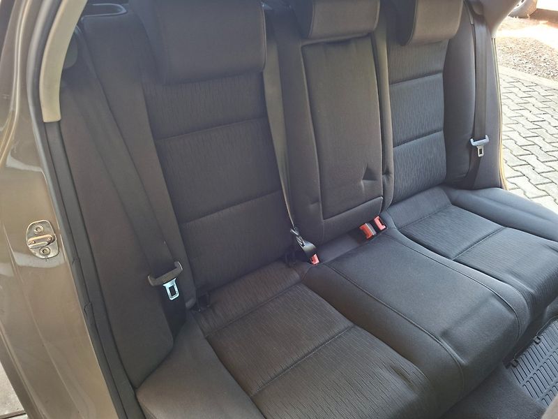 Audi A4 (2007) 2.0TDI 103kW AUT - fotka 26 z 36