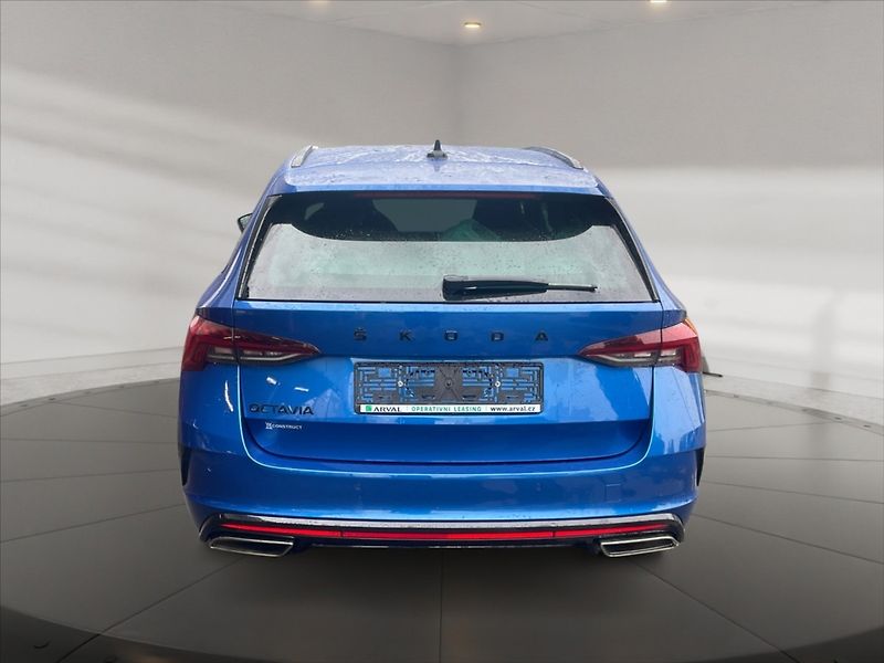 Škoda Octavia 2,0 TDI 147 RS AT - fotka 5 z 11