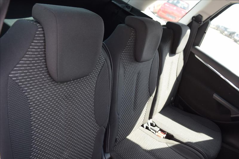Citroën C4 Picasso 1,6 HDI 82KW NÍZKÉ KM 2XKOLA - fotka 21 z 50