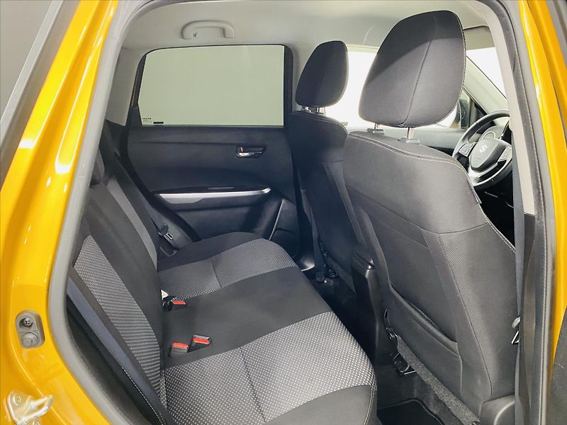 Suzuki Vitara 1,4 BoostJet Allgrip - fotka 7 z 27