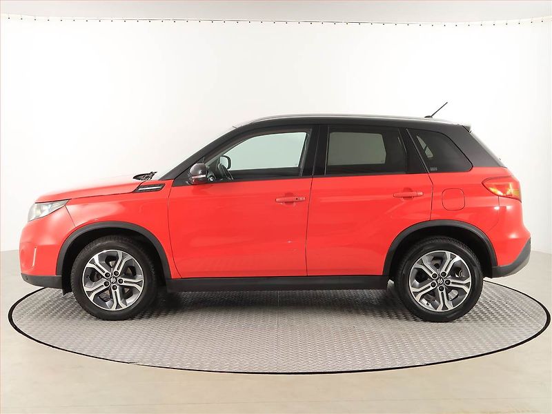 Suzuki Vitara (2017) Premium 1.6 VVT, 4X4, Automat - fotka 3 z 19