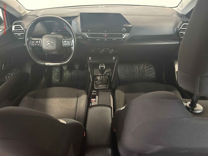Citroën C4 (2022) 1.5 HDi, 2.maj,ČR, Feel, LED - fotka 8 z 18