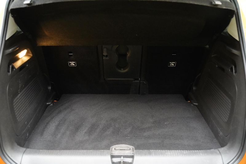 Opel Crossland X - fotka 26 z 27