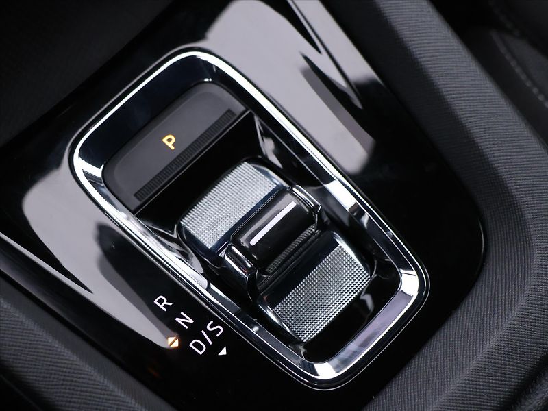 Škoda Octavia 2,0 TDI 110kW DSG Sportline DP - fotka 30 z 40