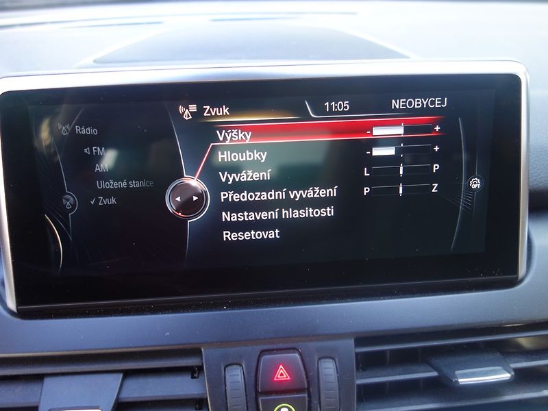 BMW Řada 2 (2015) 225i*X-DRIVE*ACTIVE*TOURER*CZ - fotka 30 z 46