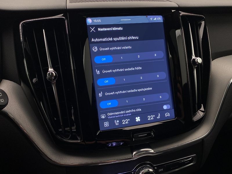 Volvo XC60 T6 AWD RECHARGE DARK PLUS AUT - fotka 45 z 63
