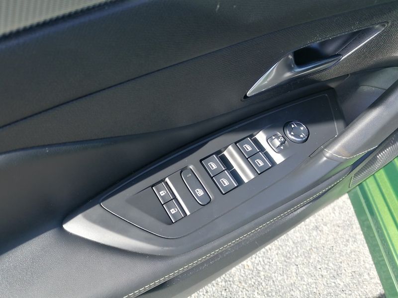 Peugeot 308 (2022) 1.5 BlueHdi GT-LINE,Focal - fotka 34 z 42