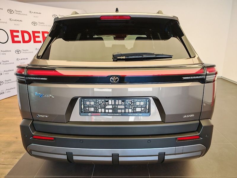 Toyota bZ4X Touring EL 4x4 Executive - fotka 5 z 49