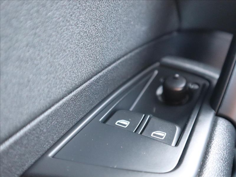 Audi A1 1,2 TSi MMI Výhřivané sedadla - fotka 10 z 26