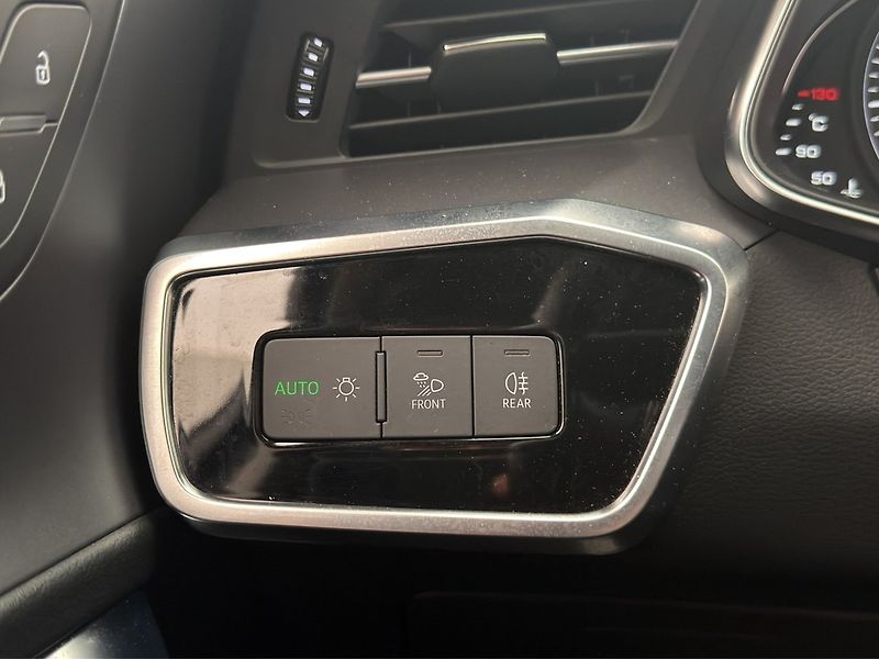 Audi A6 45TFSI quattro Matrix NezT 360 - fotka 15 z 29