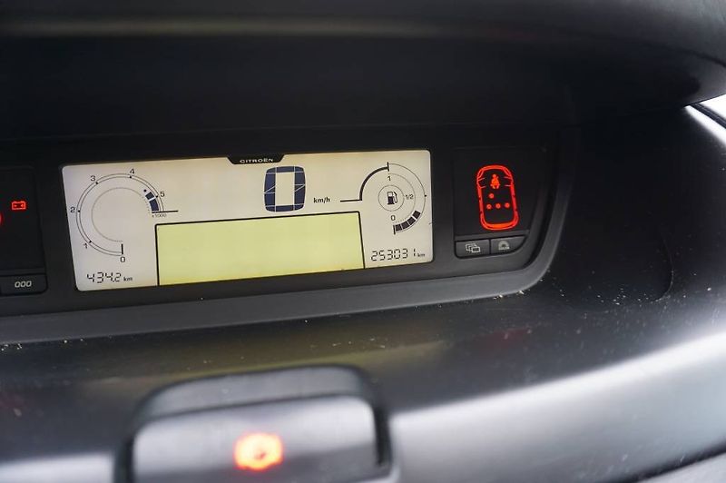Citroën C4 Picasso (2009) 1,6  HDI - fotka 34 z 39