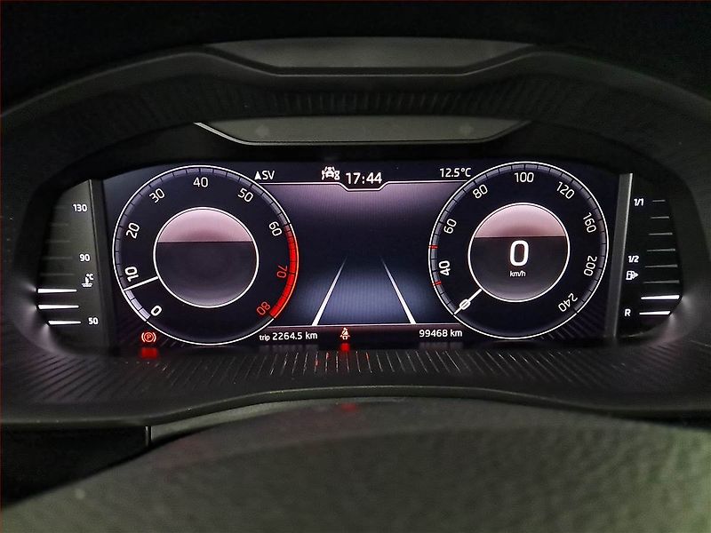 Škoda Kamiq (2019) 1.5 TSI, ČR,1.maj, Navi - fotka 11 z 21
