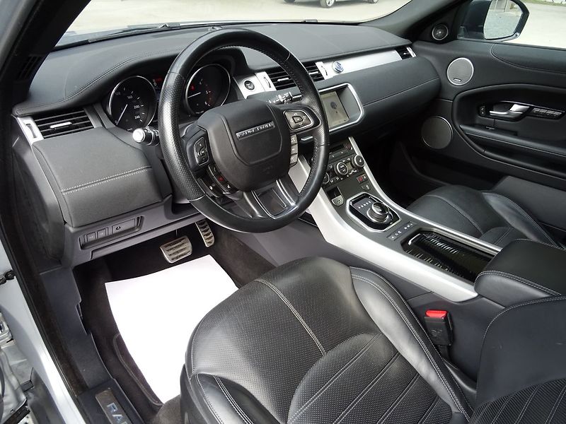 Land Rover Range Rover Evoque 2.0TD4 132kW HSE AWD Rezervace - fotka 20 z 31