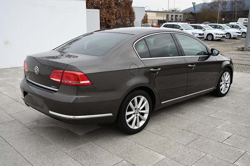 Volkswagen Passat 2.0TSI 155KW DSG Highline 7/14 - fotka 5 z 33