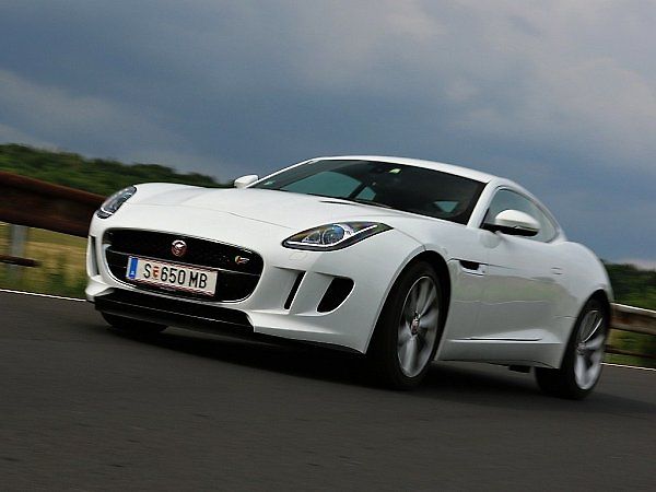 Jaguar F-Type Coupé.