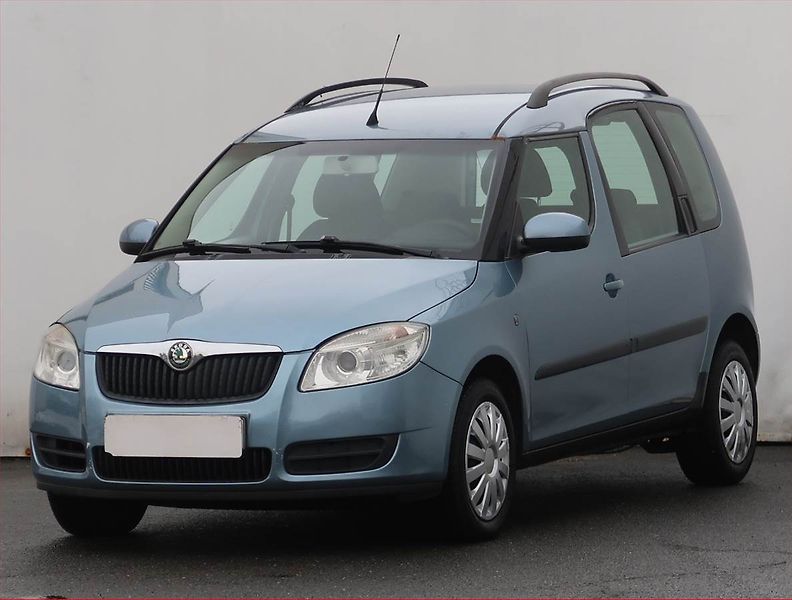 Škoda Roomster (2007) Style 1.4 TDi, slušný stav - fotka 2 z 15