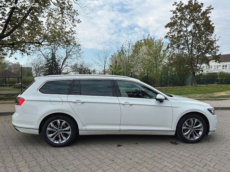 Volkswagen Passat 1.5TSi 110kW DSG ČR - fotka 8 z 28