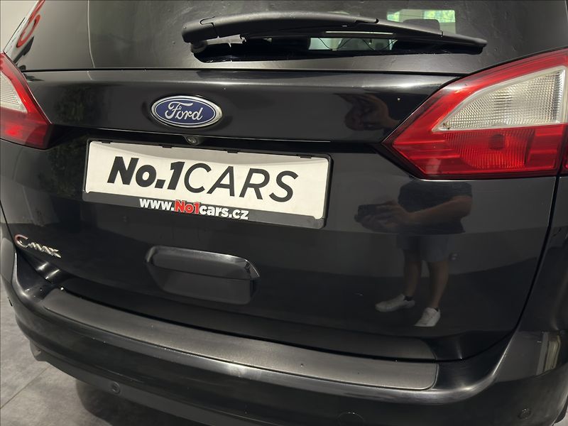 Ford Grand C-MAX 1,5   TDCI TITAN AT KAMERA FUL - fotka 32 z 39