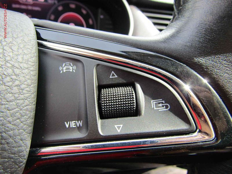 Škoda Octavia (2018) 2.0TDi, ČR, L&K, TZ - fotka 19 z 27