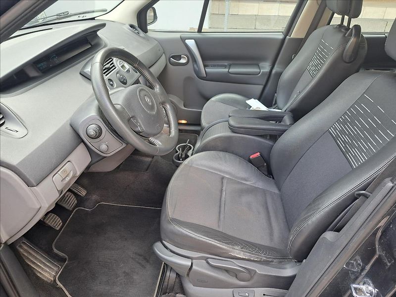 Renault Scénic 1,5 dCi - fotka 16 z 35