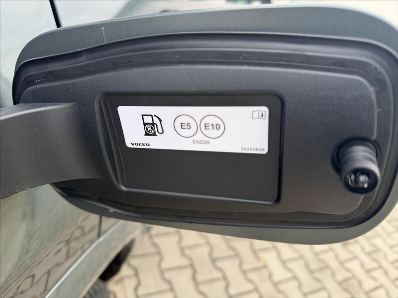 Volvo XC90 (2026) 2,0 XC90B5 Plus Bright 7752 - fotka 13 z 14