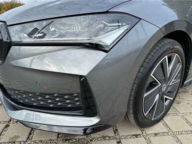 Škoda Superb iV 1,5 TSI / 150 kW Sportline, - fotka 19 z 25
