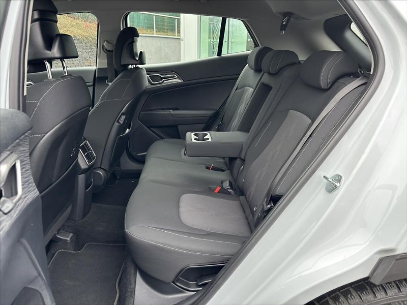 Kia Sportage 1,6 TGDI AT Exclusive ZÁRUKA - fotka 12 z 46