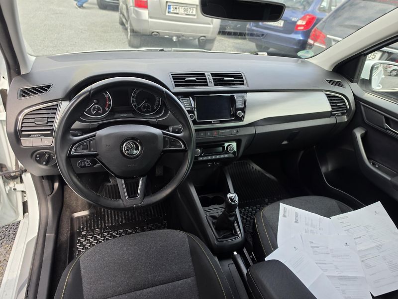 Škoda Fabia 1.0 TSI 81kw Solei - fotka 16 z 16