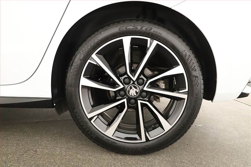 Škoda Fabia (2025) 1.0 TSI, MONTE CARLO, AUTOMAT - fotka 15 z 15
