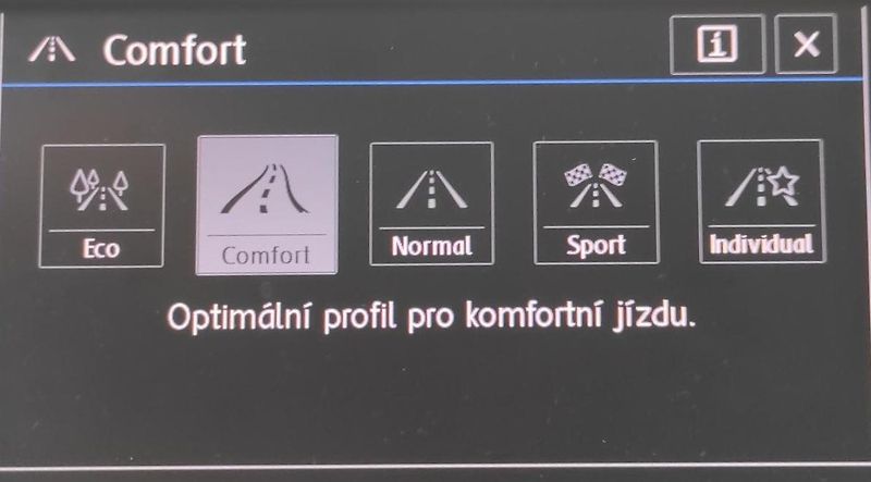 Volkswagen Tiguan (2017) 2.0 TDI DSG 4x4  - fotka 17 z 27