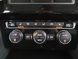 Volkswagen Passat (2016) 2.0 TDI, 4X4, Automat, Kůže - náhled 19